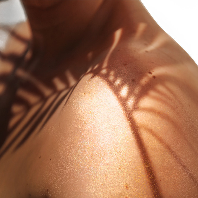 TAKE ME TO PARIS GLOW